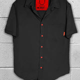 ESSENTIAL BLACK BUTTON UP
