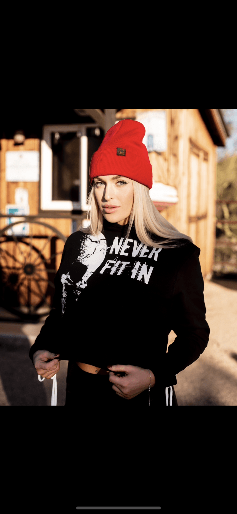 DDD BEANIE RED - The Drive Clothing