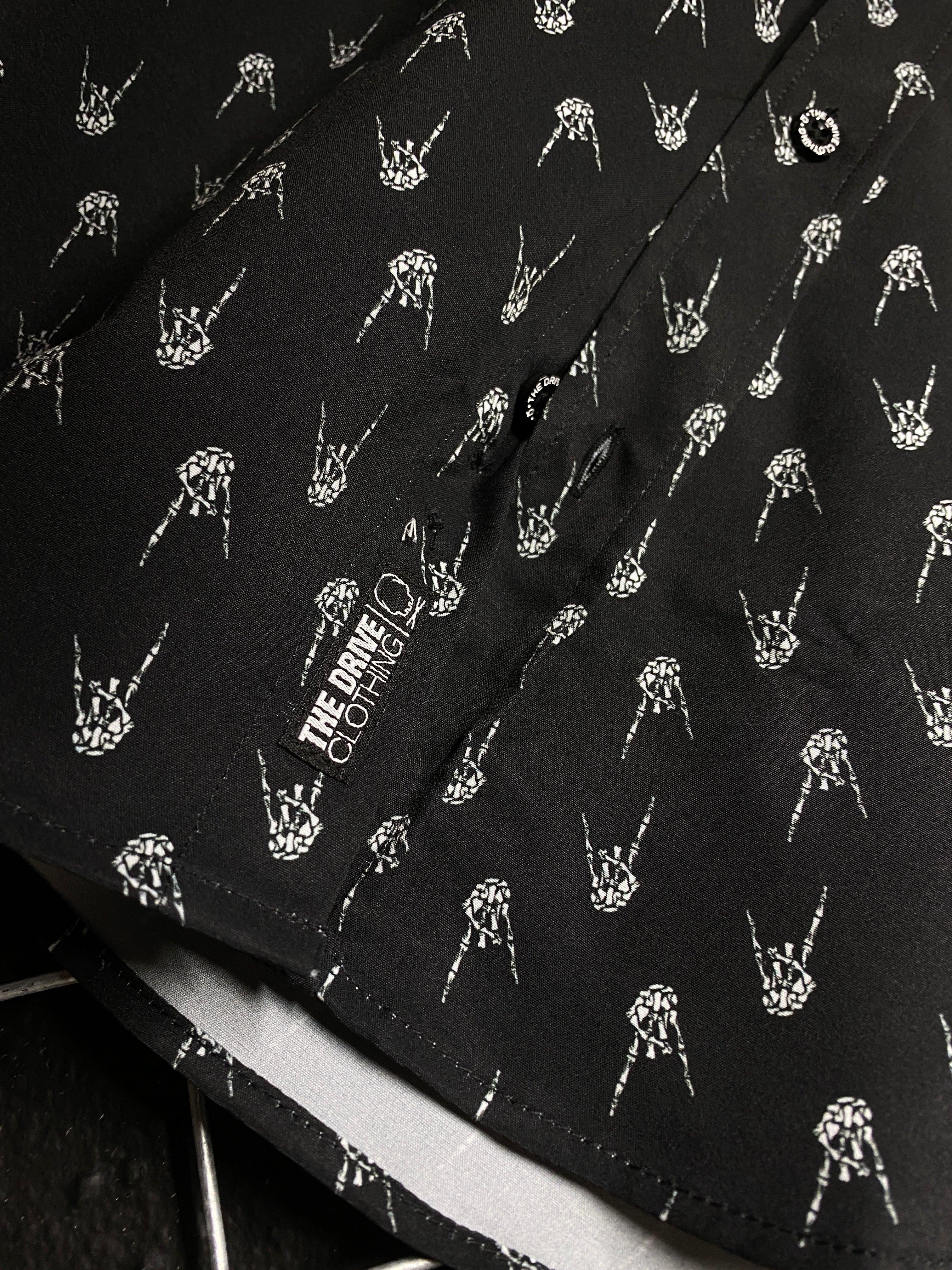 ESSENTIAL ROCKER HAND BUTTON UP - The Drive Clothing