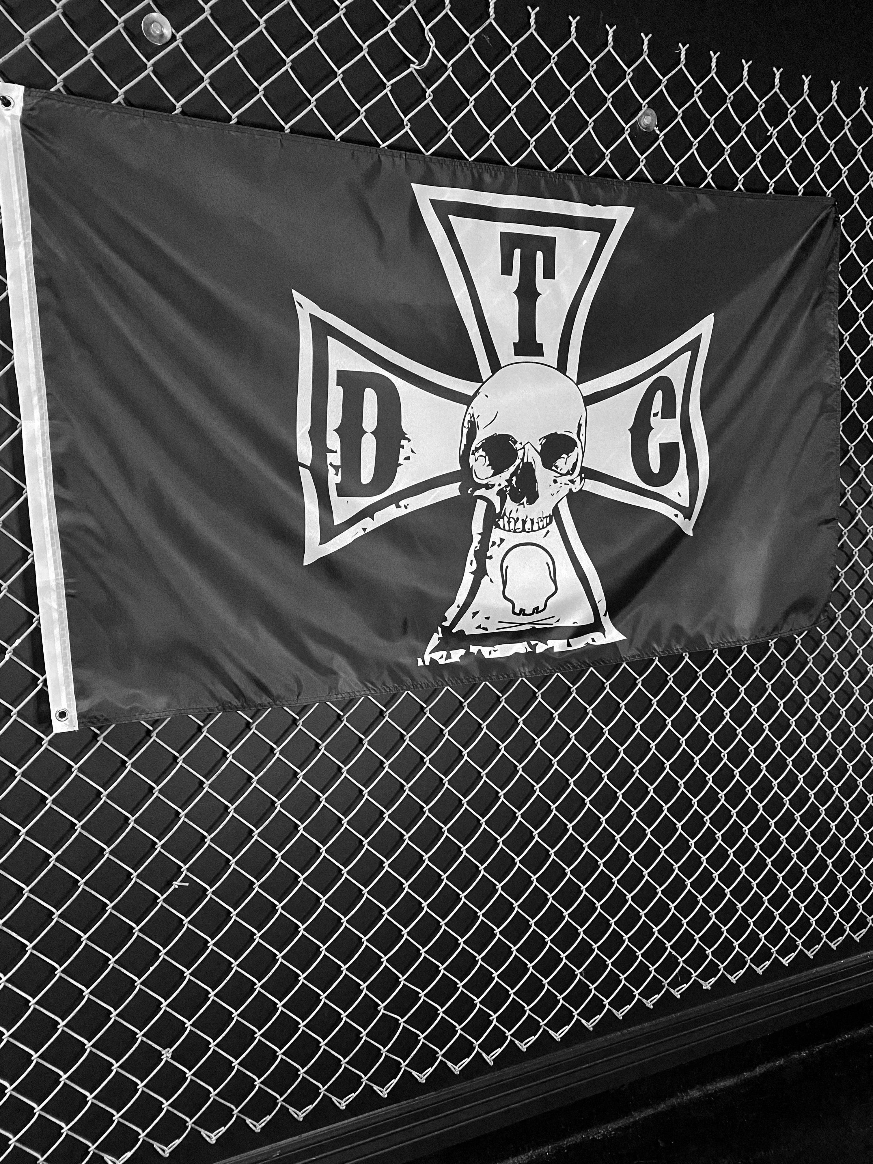 IRON TDC CROSS FLAG - The Drive Clothing