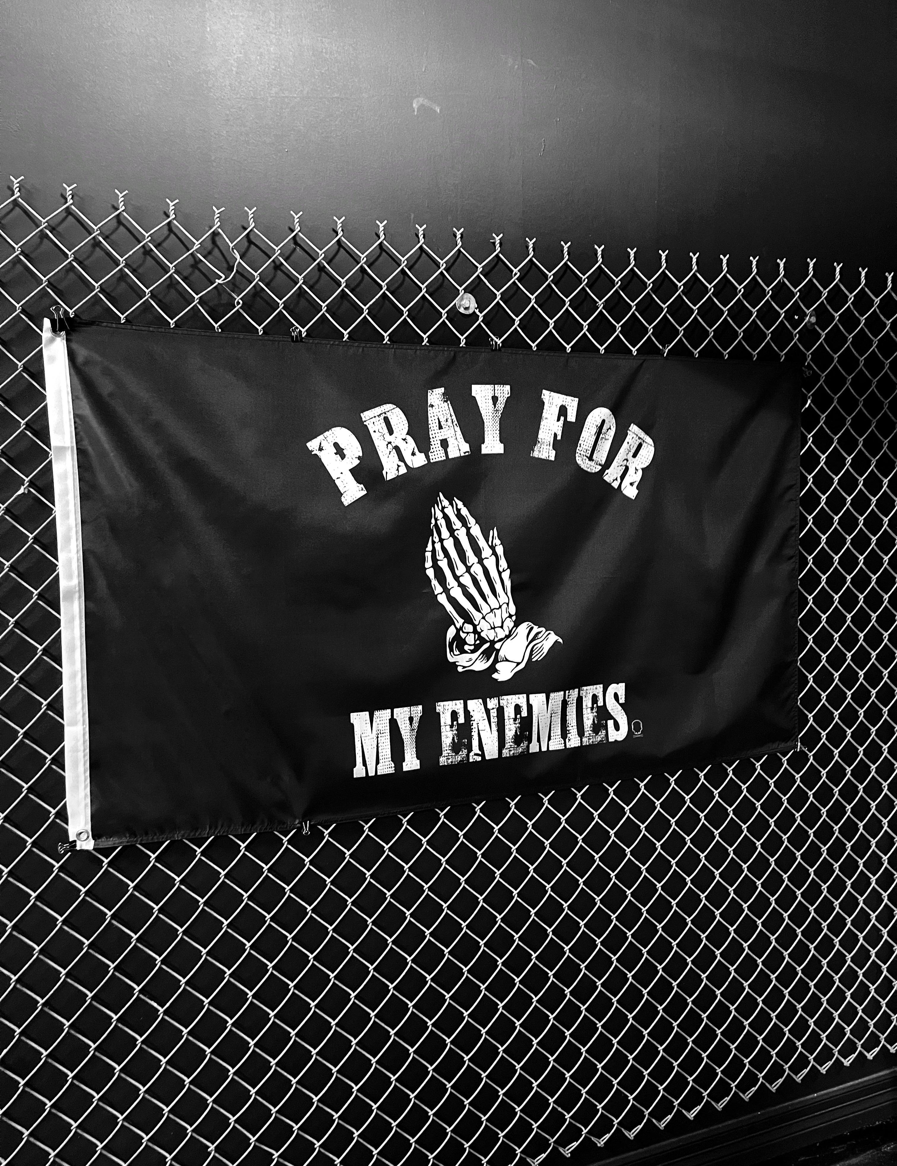 PRAY FOR FLAG - The Drive Clothing