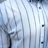 ESSENTIAL WHITE SNITCHES GET STITCHES BUTTON UP