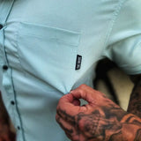 ESSENTIAL DRIVEN PARADISE BLUE BUTTON UP