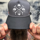 SKULLS & CROSSBONES BLACK & GREY BASEBALL HAT