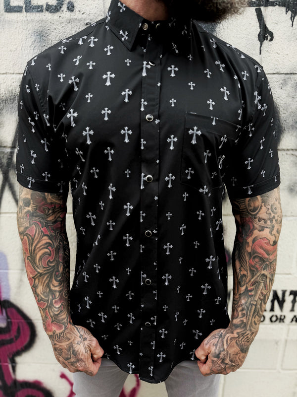 ESSENTIAL CHROME CROSS PEARL SNAP BUTTON UP