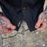 ESSENTIAL BLACK MAMBA BUTTON UP