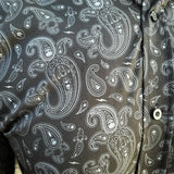 ESSENTIAL PAISLEY BUTTON UP
