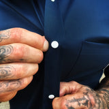 ESSENTIAL INSIGNIA BLUE SNAP BUTTON UP
