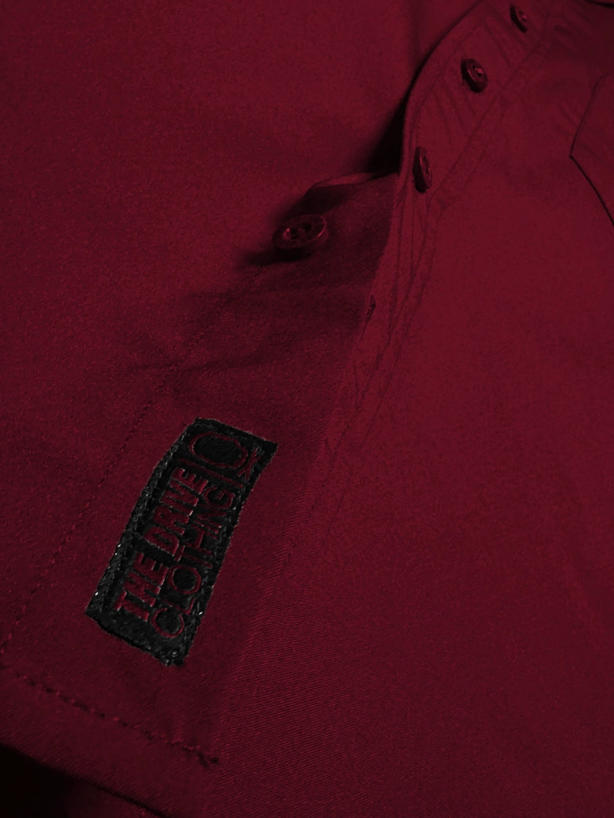ESSENTIAL CRIMSON RED BUTTON UP – The Drive Clothing