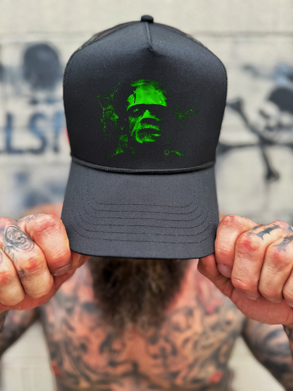 GREEN FRANK CURVED BILL BLACK HAT