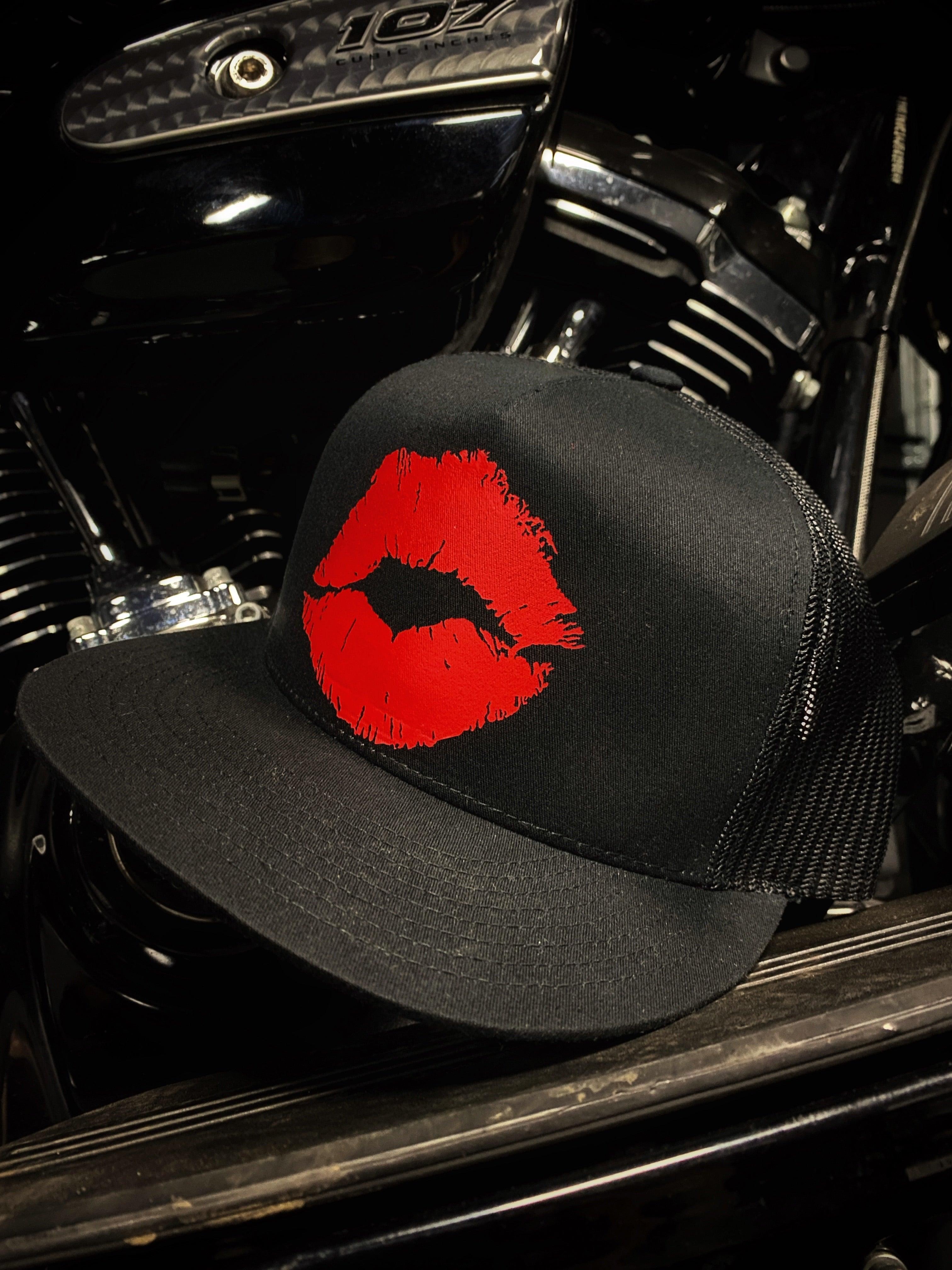 DDD KISS BLACK HAT - The Drive Clothing