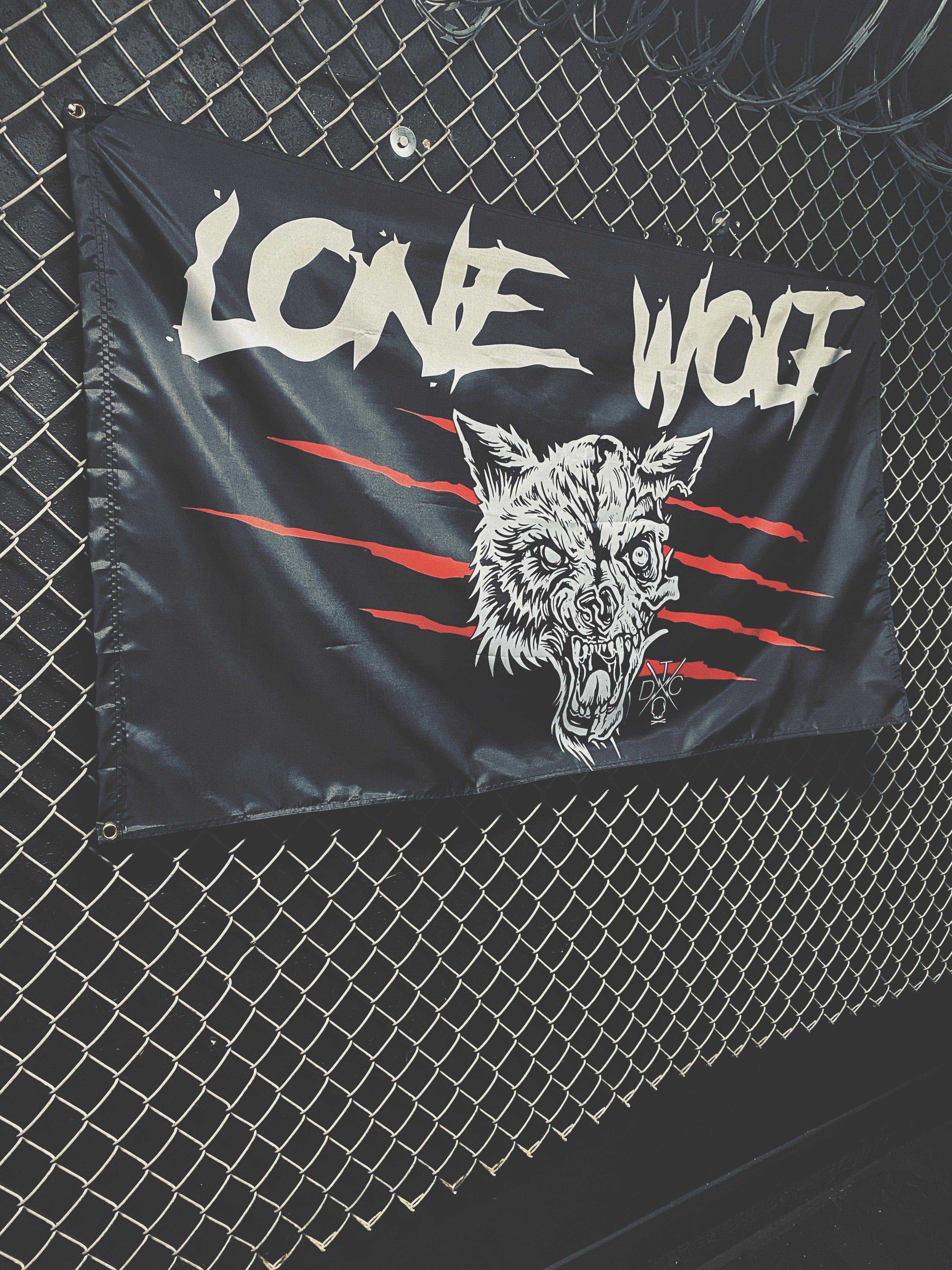 LONE WOLF FLAG - The Drive Clothing