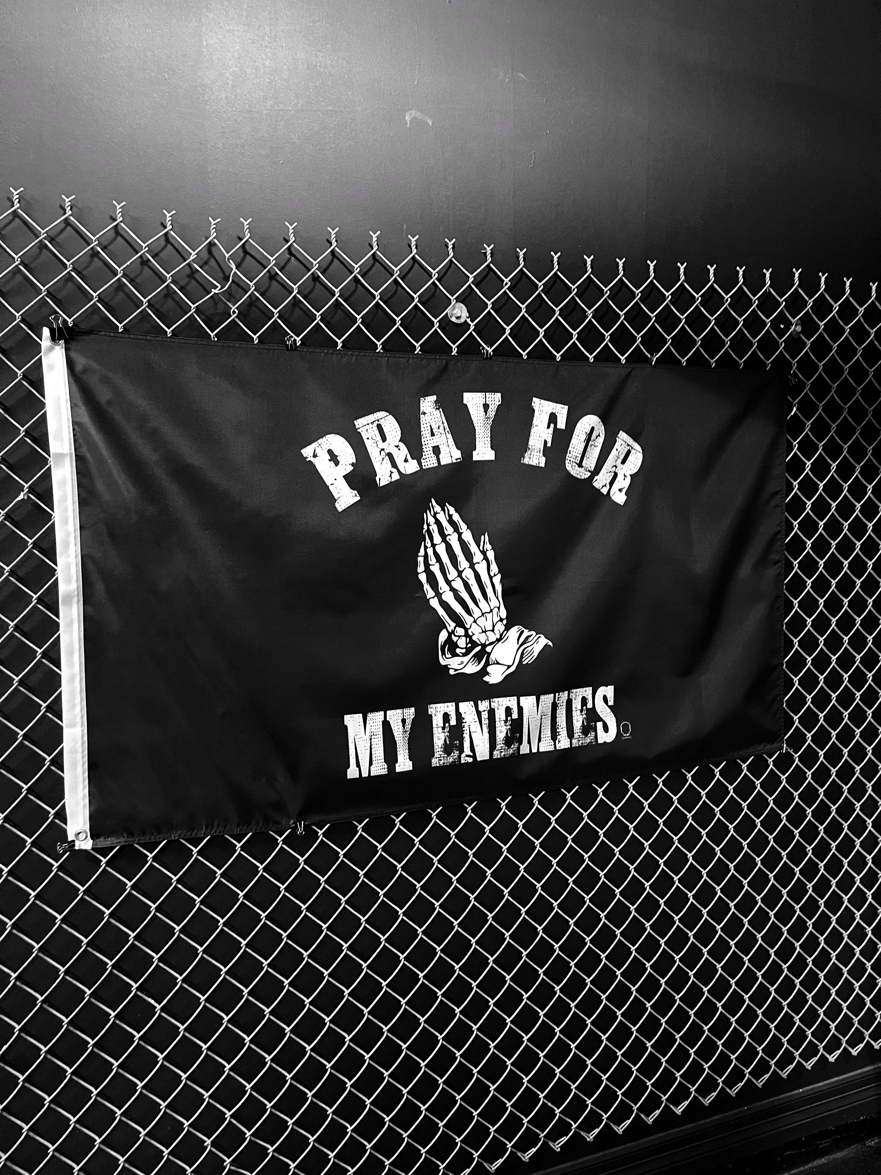 PRAY FOR FLAG - The Drive Clothing